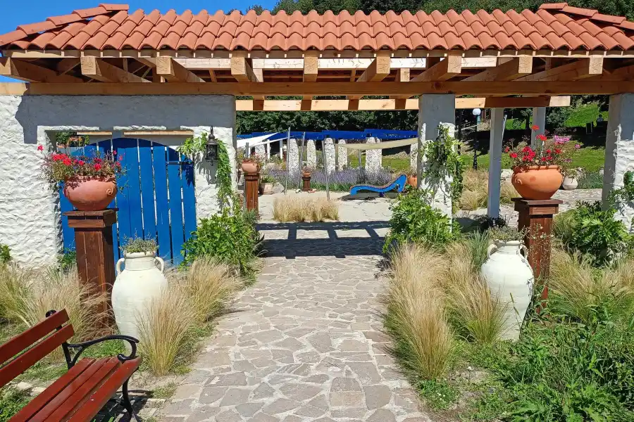 Ogrody tematyczne Muszyna Zdroj pergola